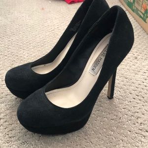Steve Madden Black Platform Pumps